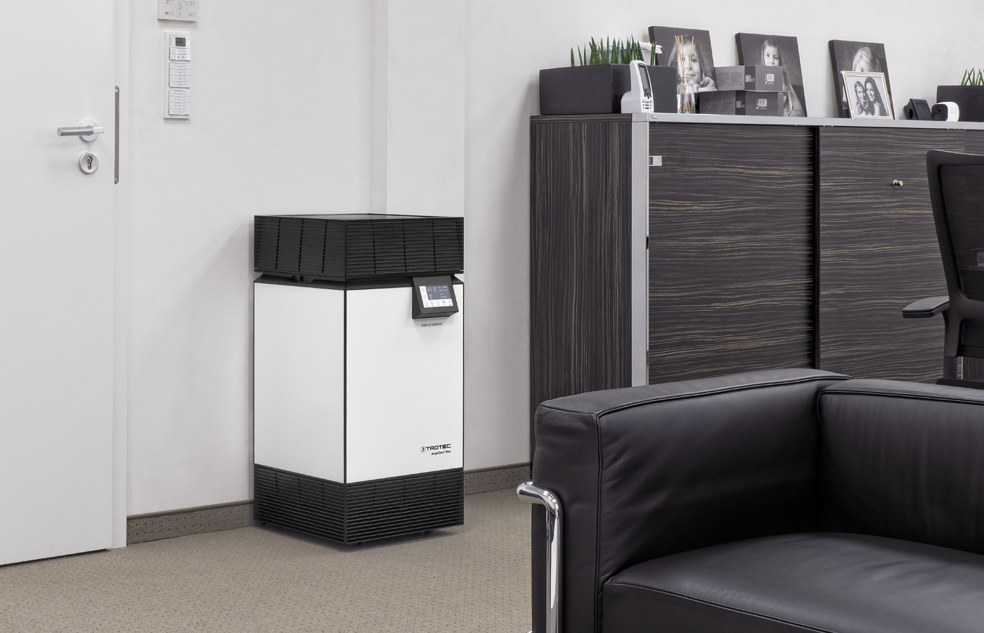 Purificador de aire de alto rendimiento AirgoClean® para oficinas